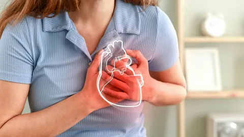 https://diseaseandmedicationawareness.com/am-i-having-a-heart-attack-female-quiz-know-symptoms-risks/
