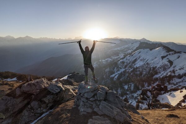 Guide to the Incredible Kedarkantha Trek with Trekyaari Kedarkantha trek