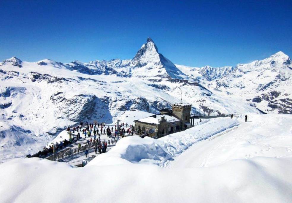 Discovering Switzerland Through Its Languages
